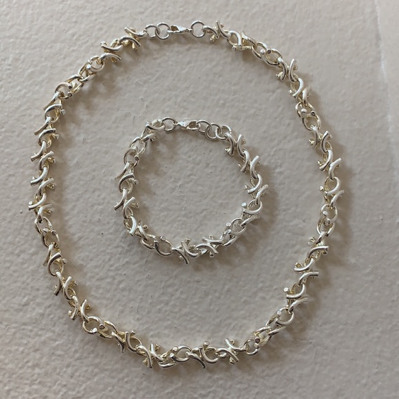 Silver XOX Chain Necklace & Matching Bracelet - Picture 14 of 14